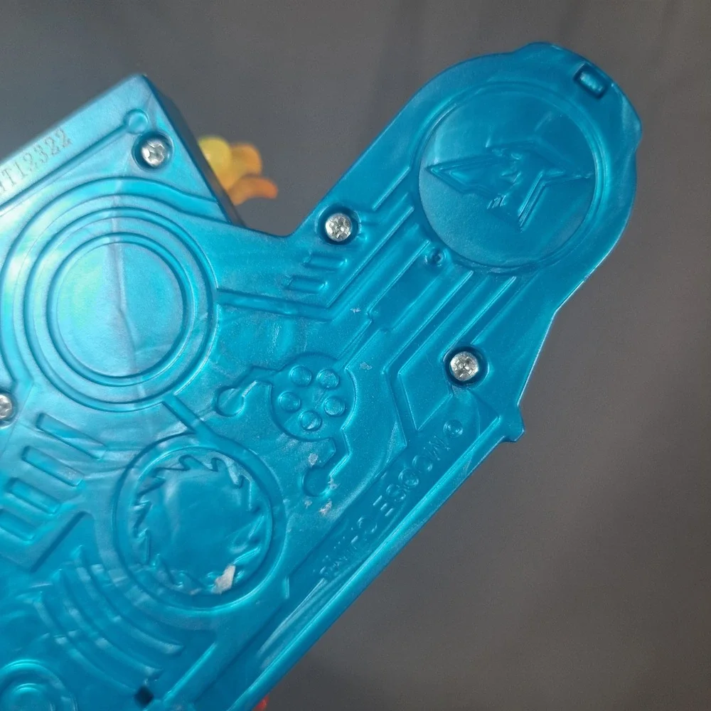 Legends of Akedo Powerstorm Mega Strike Controller Elemental Punch Action